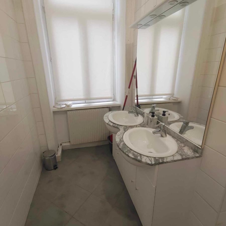 Large 4 Room Apartment In The Center Of Wien Exterior foto